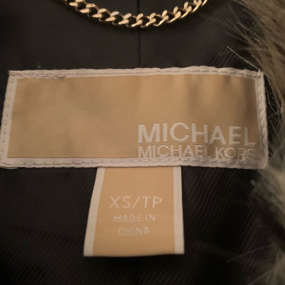 Chic Leopard Print Faux Fur Coat - Picture 2 of 3